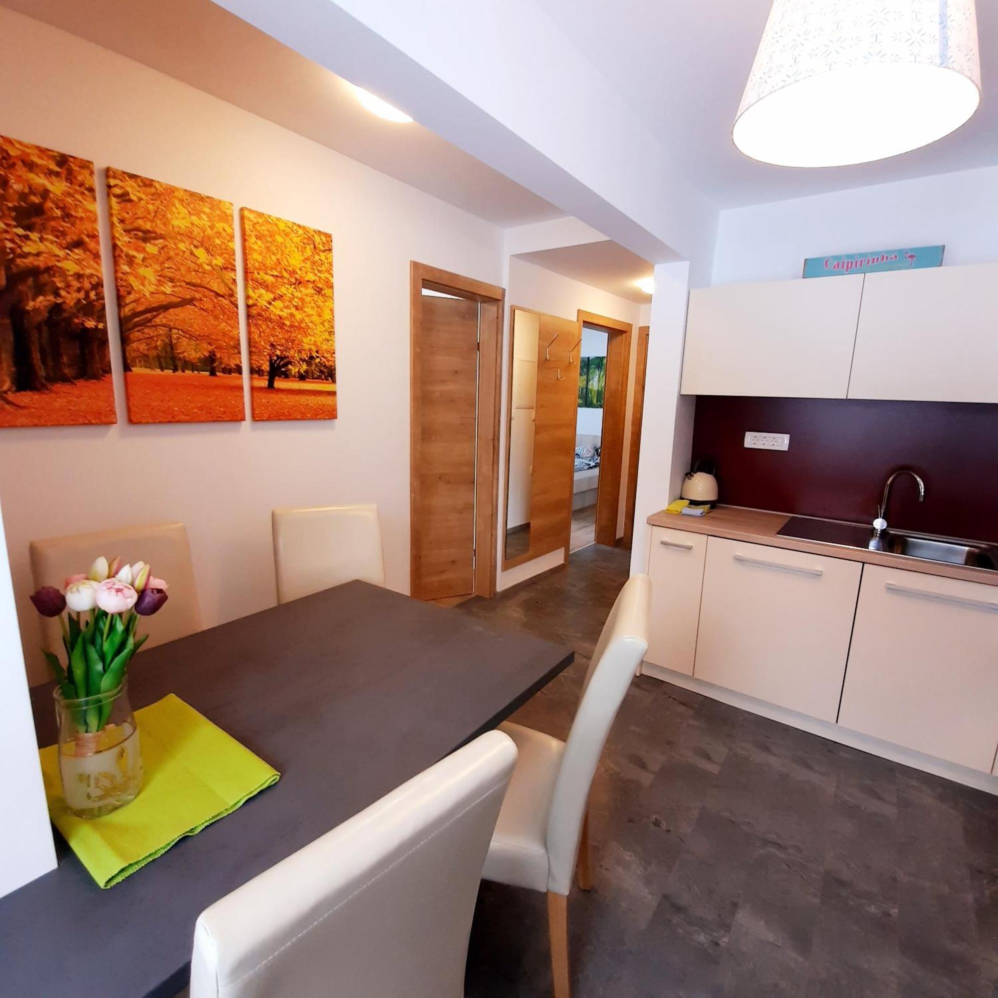Apartma Rozle Mojstrana Zewnętrze zdjęcie